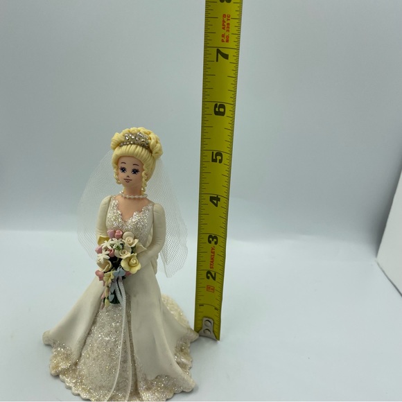 Carol Graziano Avon Kneeded Angels bride figure cake topper blonde wedding - Picture 7 of 7